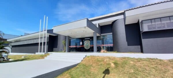 Homem que confessou ter matado mais de 10 pessoas no Pará é preso em Manaus