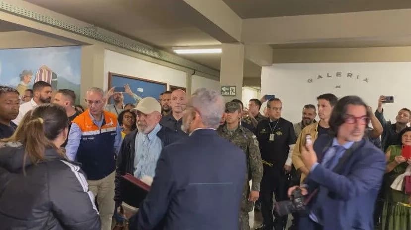 Lula visita RS e governador diz: “Momento não é apenas de sobrevoos”