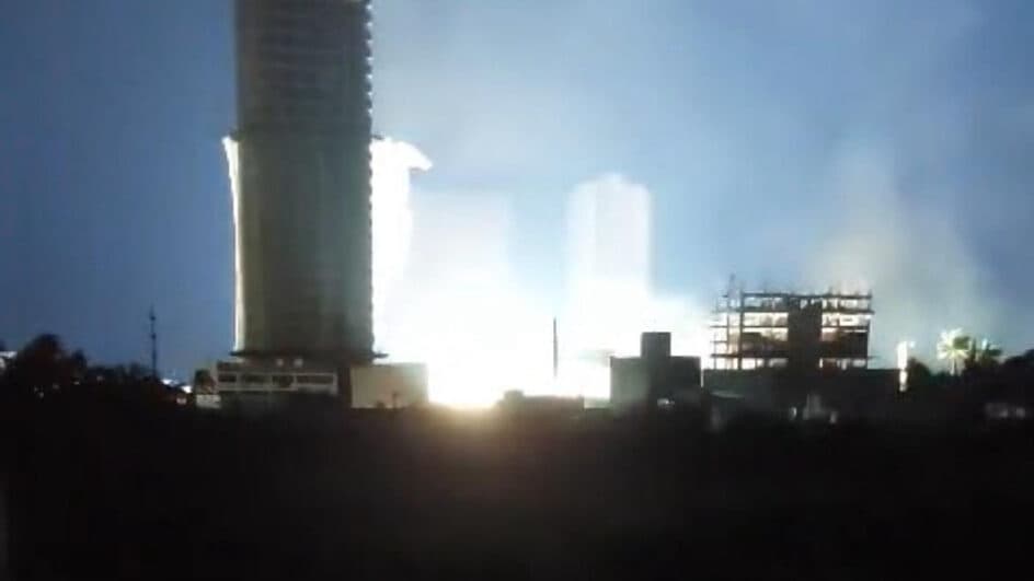 VÍDEO: Explosão em subestação deixa 32 mil residências sem luz, em SC