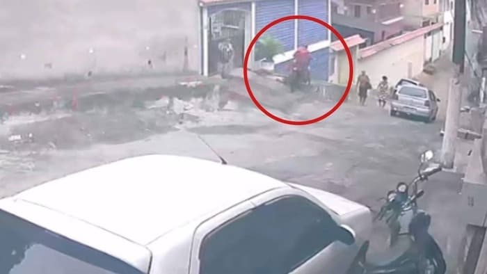 VÍDEO: Motociclista ‘voa’ ao descer ladeira em alta velocidade, no ES