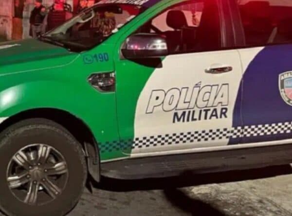 Motorista de aplicativo é colocado dentro de porta-malas de carro durante assalto em Manaus