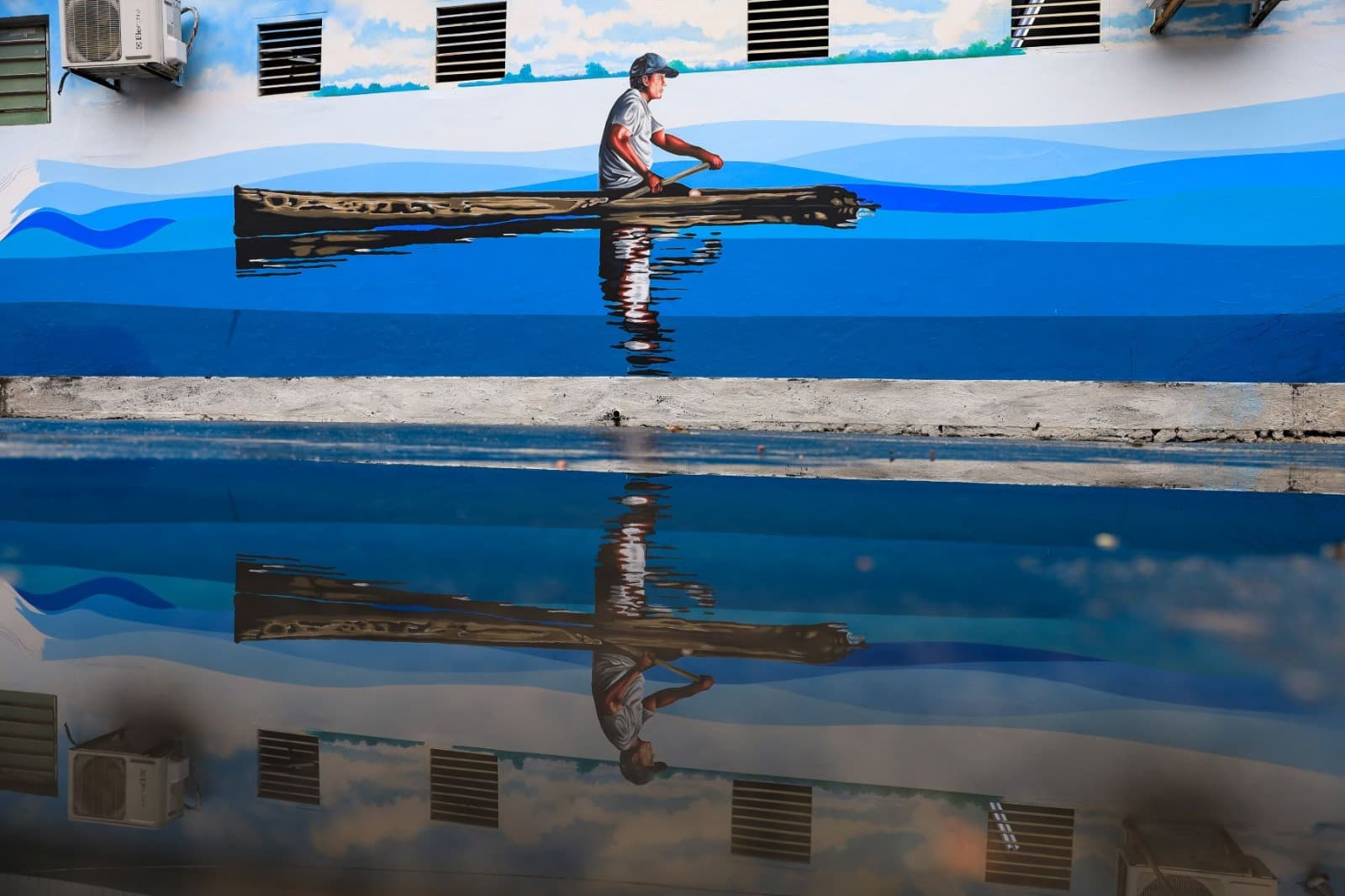 Parintins 2024: Talentos das artes visuais assinam obras de galeria a céu aberto na Ilha Tupinambarana
