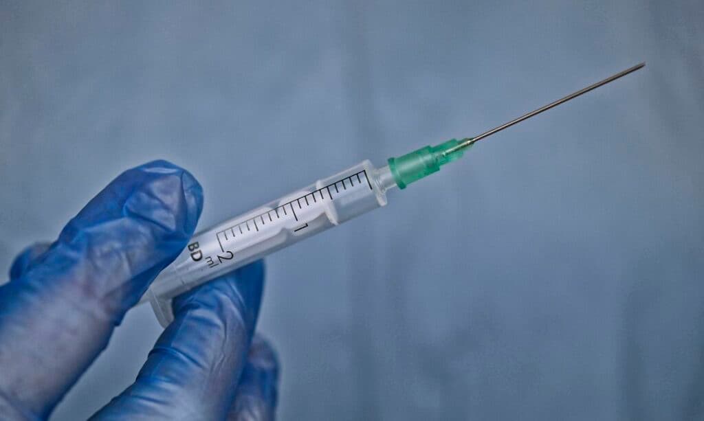 Conselho Federal de Odontologia proíbe dentistas de usarem PMMA para fins estéticos