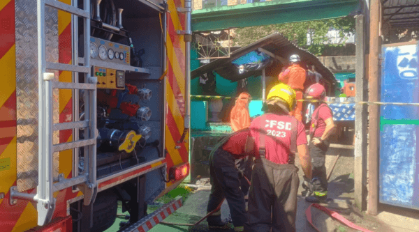 VÍDEO: Idosa morre carbonizada dentro de casa após não encontrar chave, em Manaus