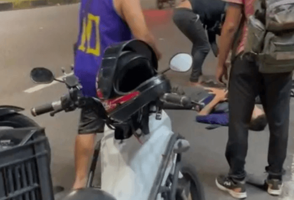 Motociclista e pedestre ficam feridos após grave acidente na Av. Djalma Batista, em Manaus