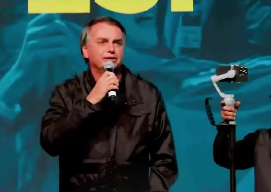 VÍDEO: “Não tenho ambição pelo poder”, diz Bolsonaro em evento da direita
