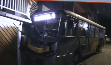 Motorista de ônibus é morto com tiro na cabeça por passageiro durante discussão em São Paulo