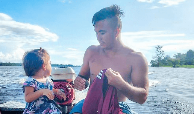Pai e filha desaparecem após barco afundar durante temporal em Urucará