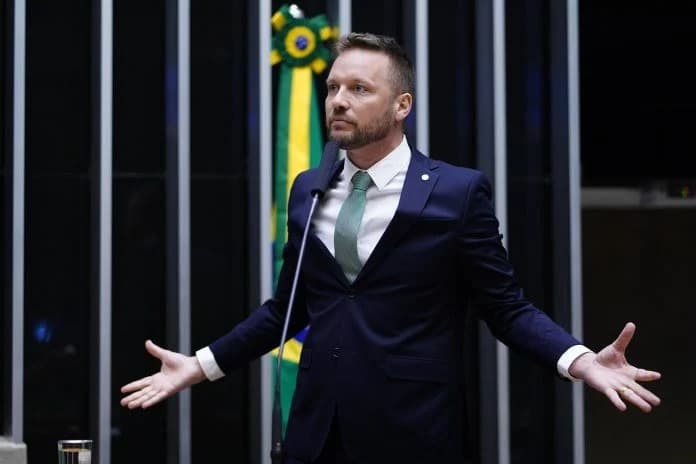 Deputado federal do RS é cassado por fraude em cota de gênero; entenda