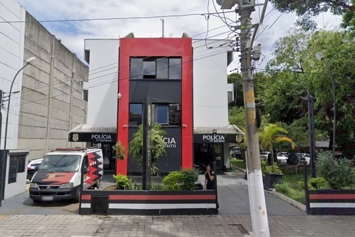 Mãe e filha são encontradas mortas abraçadas em avançado estado de decomposição