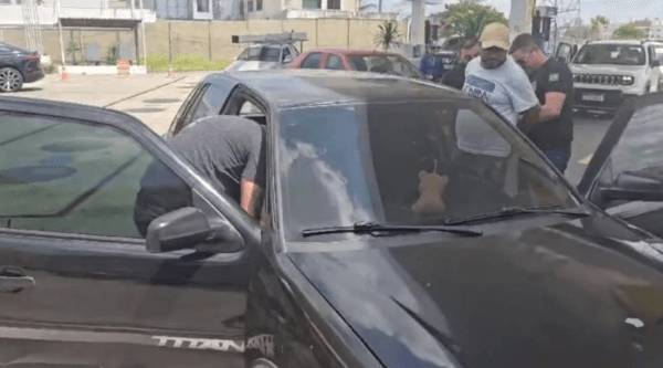 Golpe do amor: ‘Besouro do Tinder’ é preso por enganar homens em aplicativo de namoro em Manaus