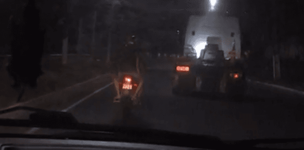 VÍDEO: Motoristas de carretas são flagrados fazendo ‘manobras perigosas’ no Tarumã