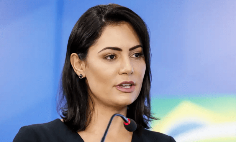 Michelle Bolsonaro chega em Manaus nesta quarta para campanha de candidato do PL