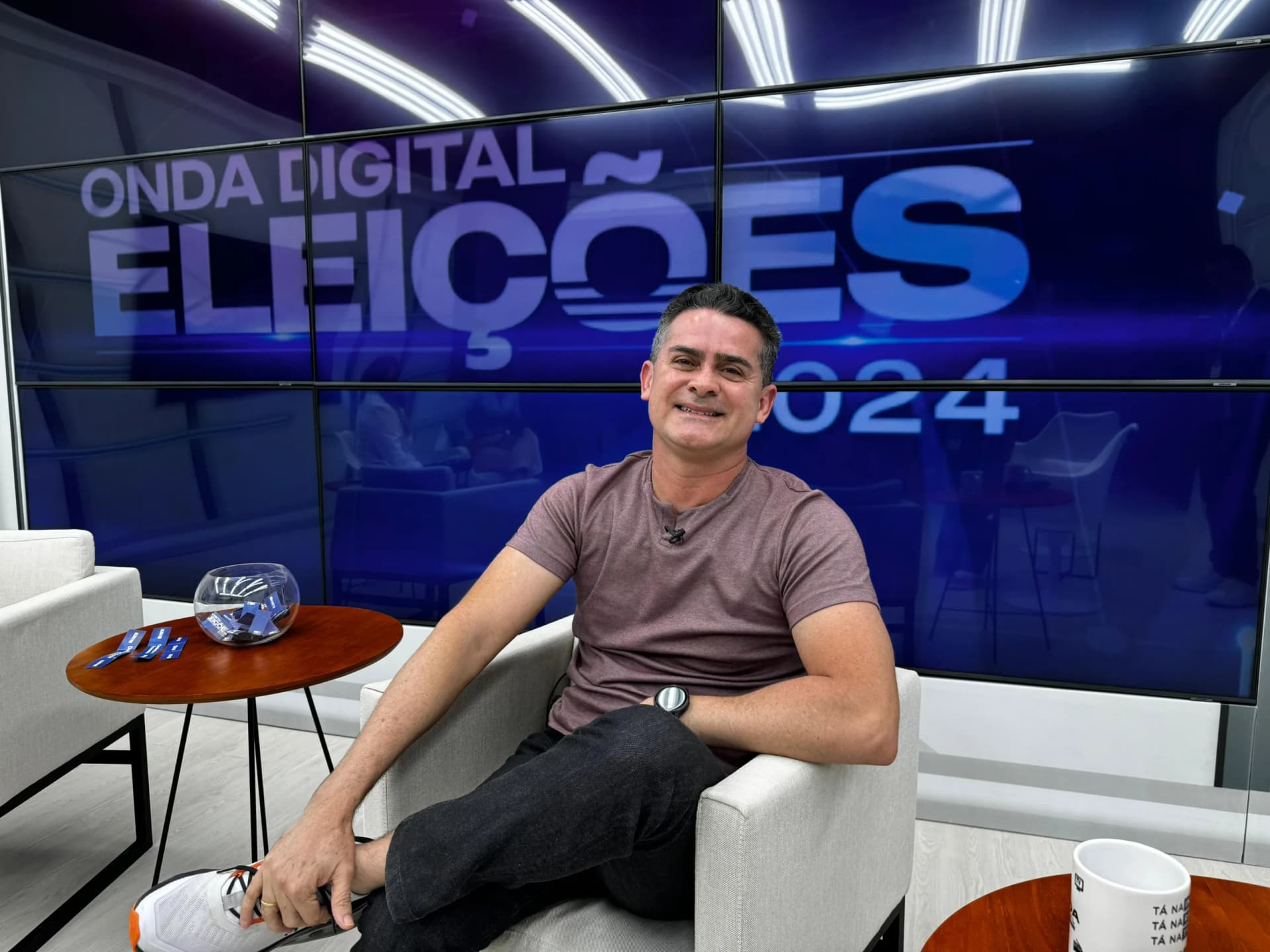 David Almeida explica ausência em debates na TV: “é muita ofensa, muita acusação”