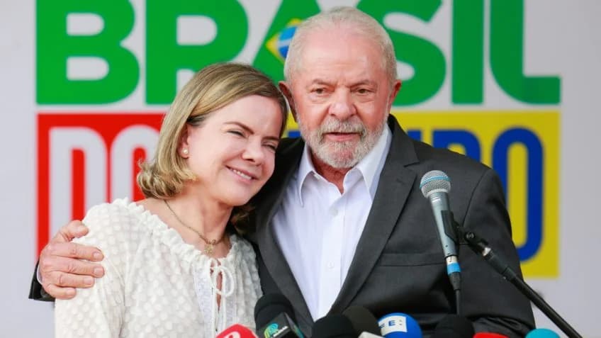 Gleisi Hoffmann vai assumir Secretaria de Relações Institucionais