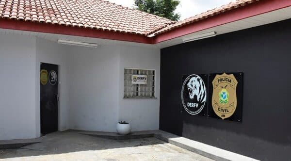 Criminoso é preso por roubar carro em Manaus