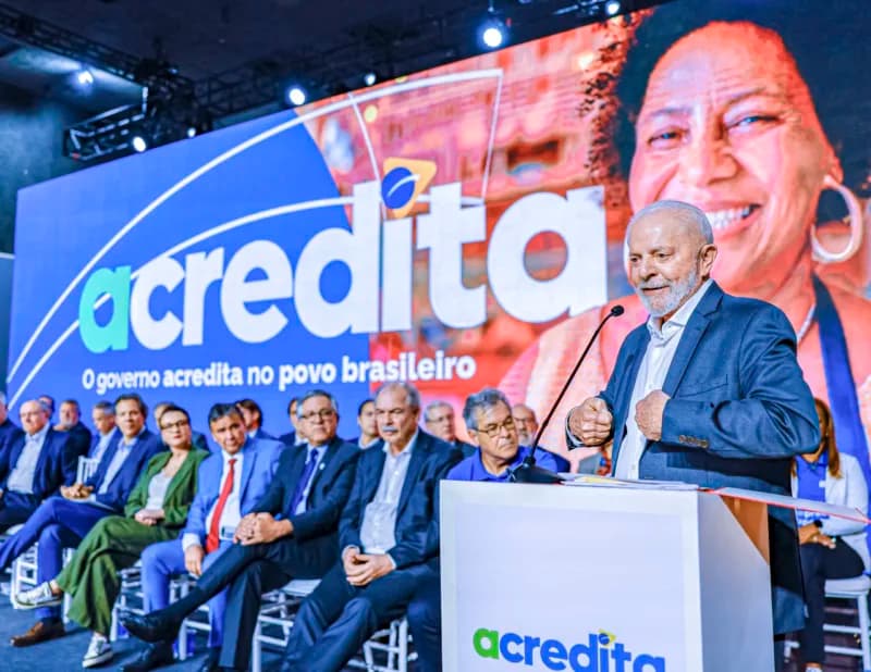 Lula amplia Programa Acredita para beneficiar pequenas empresas de exportação