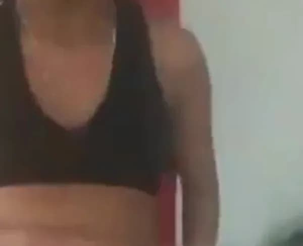 VÍDEO: Talarica leva chinelada na ‘perseguida’ após pegar marido da amiga na Bahia