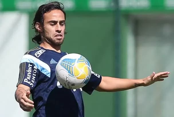 Ídolo do Palmeiras, Valdivia é preso após ser acusado por abuso sexual