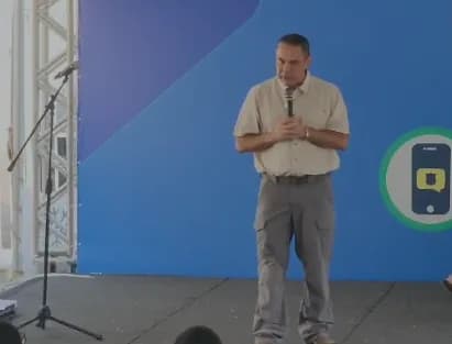 “Vai muito vagabundo preso”, promete secretário da SSP ao devolver 500 celulares roubados em Manaus