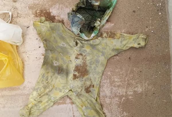 Mãe foge de hospital após parto e mata bebê afogado em banheira de casa, no AM
