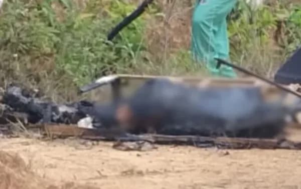 Corpo carbonizado é encontrado em ramal no bairro Tarumã