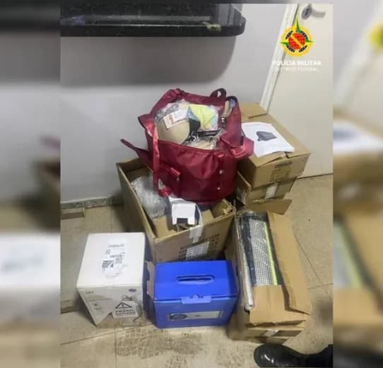 Suspeito de roubar carro com R$ 5 mil em mercadorias é preso no DF