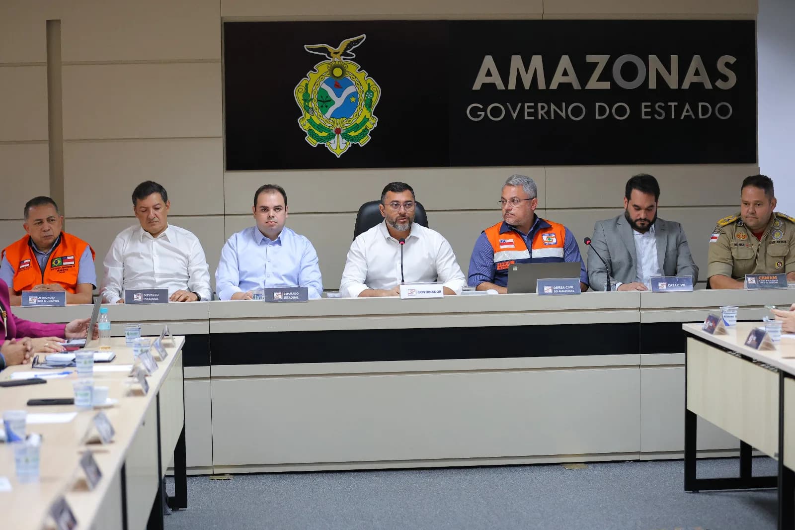 VÍDEO: “Este ano, em Manaus reduzimos muito a questão da fumaça”, diz Wilson Lima em balanço das ações de estiagem