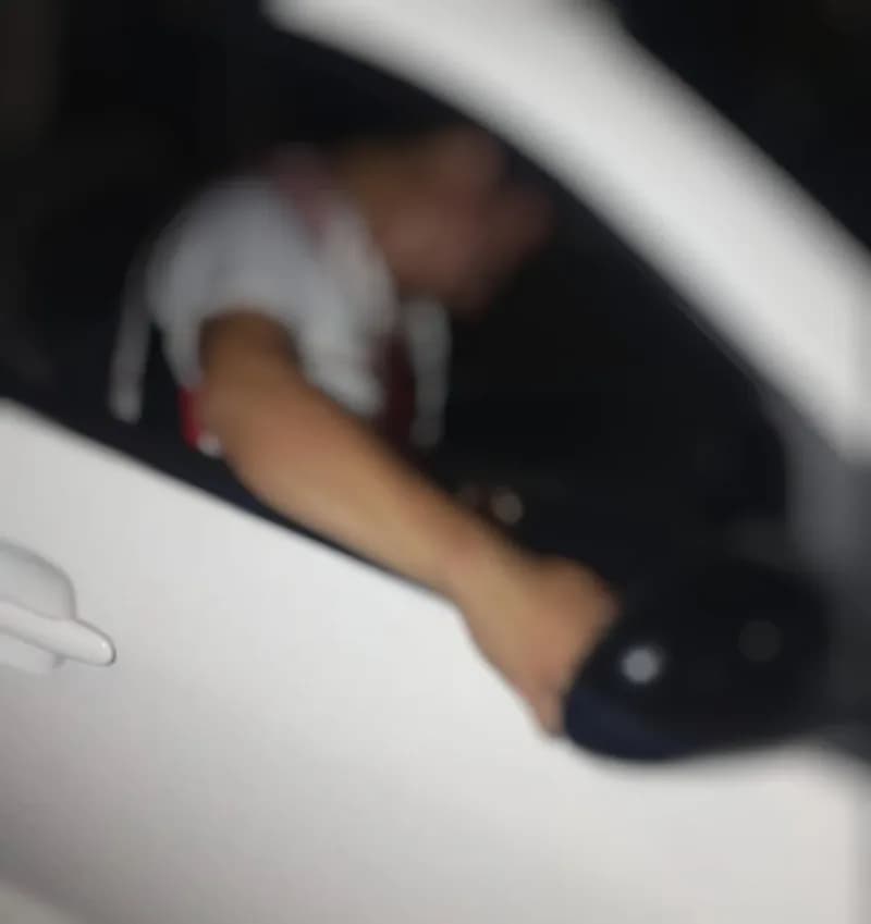 IMAGEM FORTE: Sargento da PM é morto com tiro na cabeça dentro de carro, em Manaus