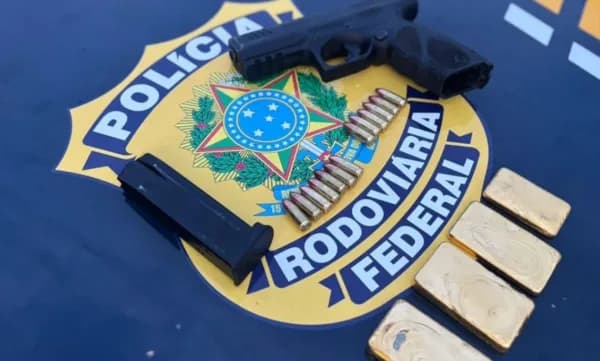 Homem é preso com arma e barras de ouro escondidas em bolsos e sapatos, em Humaitá