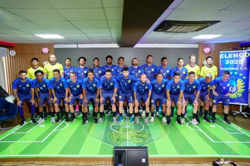 Nacional Futebol Clube apresenta elenco para temporada 2025