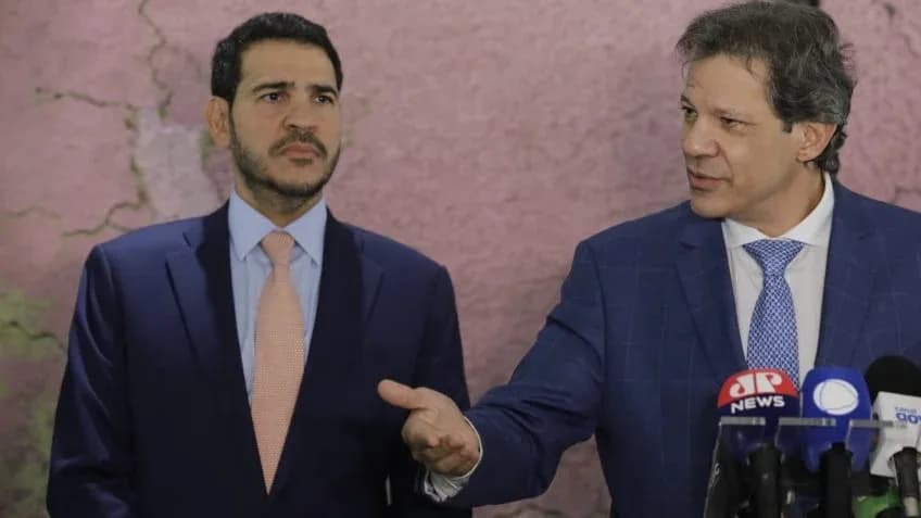 AGU vai acionar PF para identificar autores de fake news sobre Pix