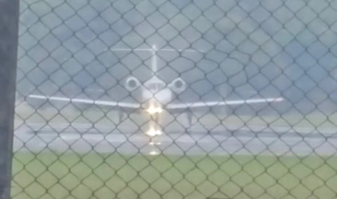 Vídeo mostra novo ângulo de acidente de avião em Ubatuba