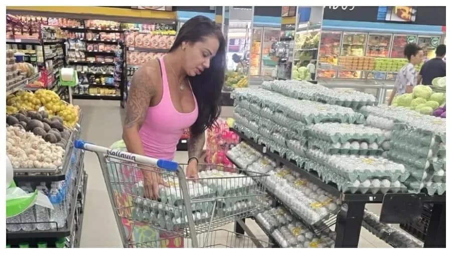 50 ovos por dia: Musa fitness com 126 cm de bumbum bate recorde de Gracyanne
