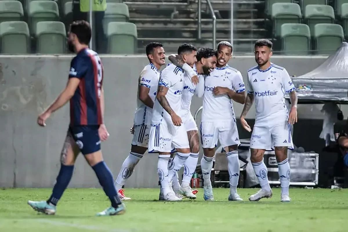 Gabigol desencanta com três gols na goleada do Cruzeiro