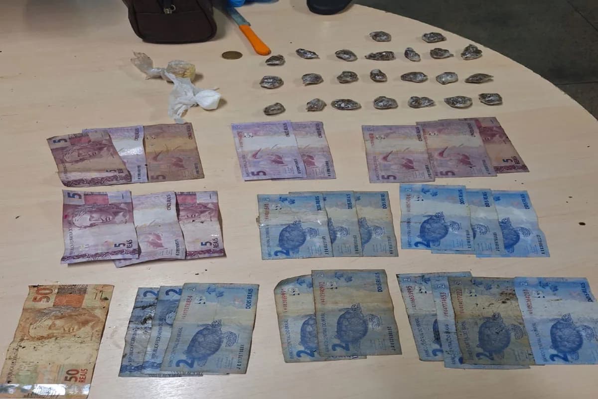 Dois homens são presos por envolvimento com tráfico de drogas na zona Sul de Manaus