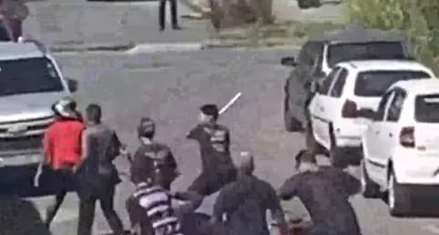 VÍDEO: Irmãos são presos após tentativa de assalto a motociclista em Vila Velha