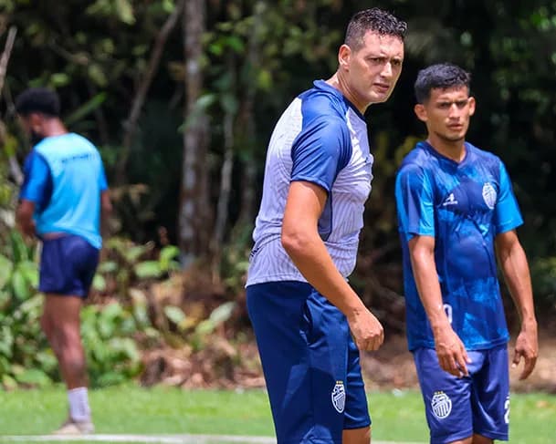 Barezão: Cyro Leães valoriza elenco e projeta foco na estreia do returno