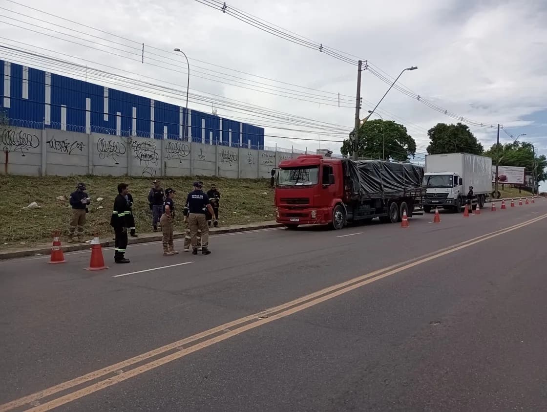 Em dois meses, Detran-AM aplica mais de 400 autuações em veículos de grande porte por irregularidades