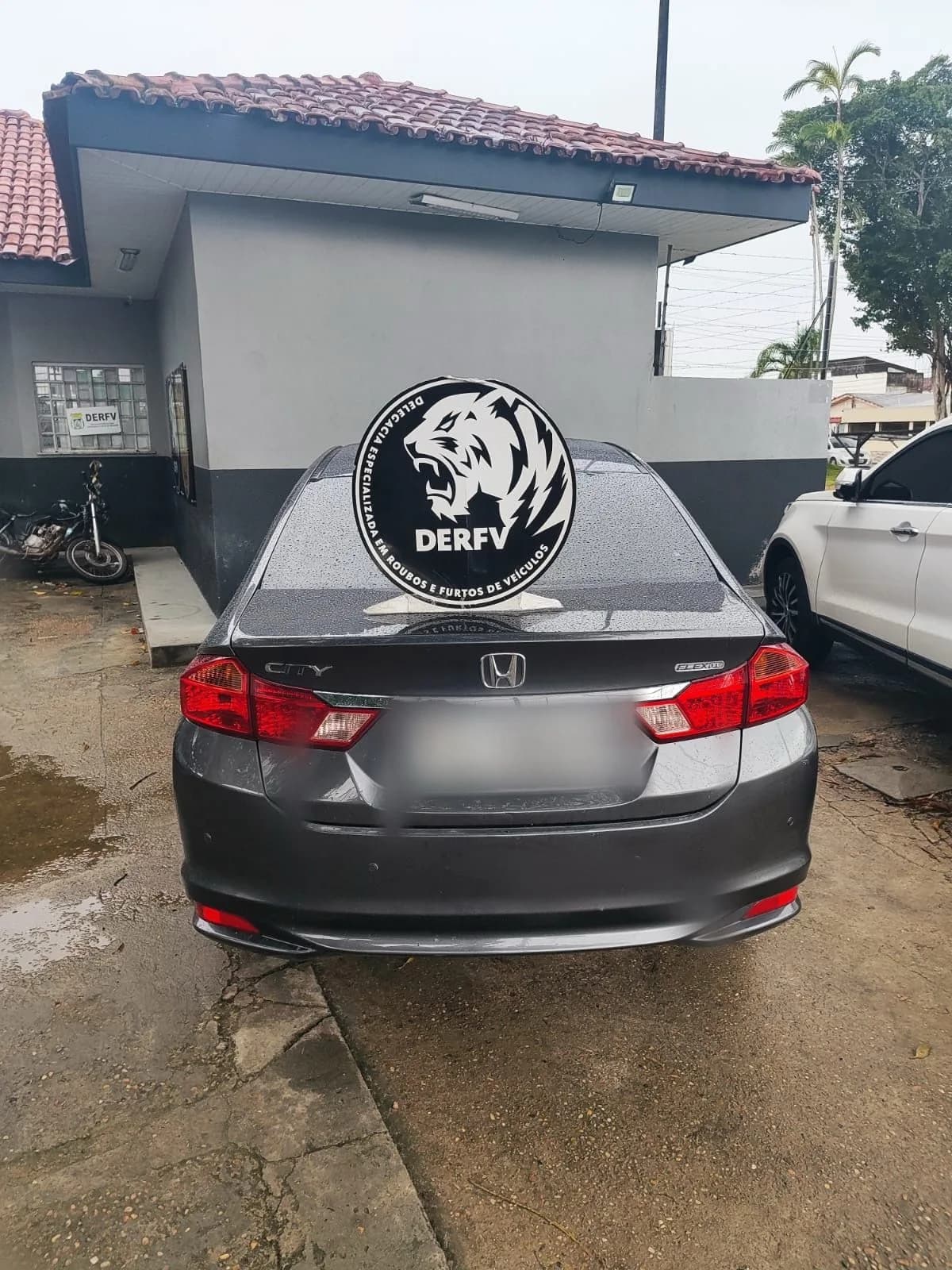 Ex-funcionários de concessionária são presos por desvio de mais de R$ 5,4 milhões em carros em Manaus