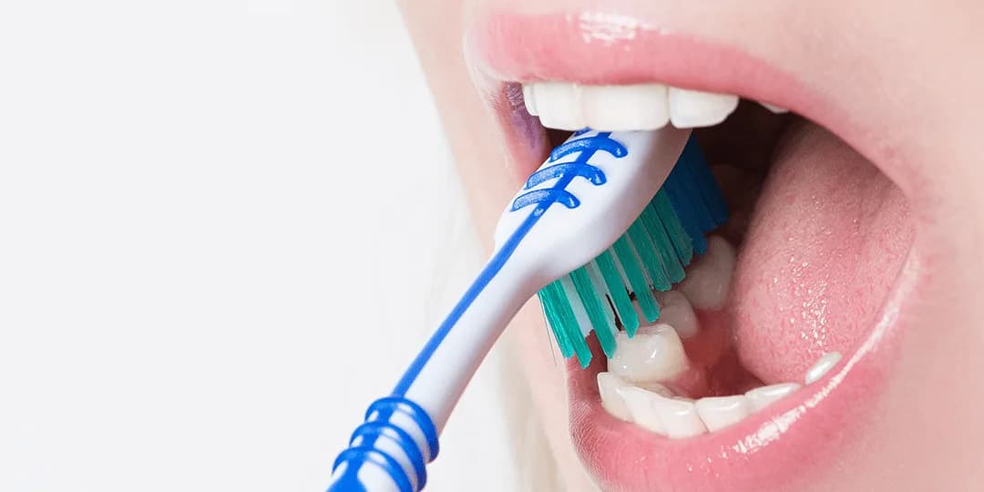 Como manter uma boa higiene bucal? Conheça 5 dicas infalíveis e essenciais