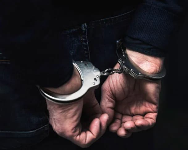 Seis foragidos da Justiça são presos em zonas distintas de Manaus