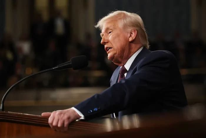 Trump faz discurso no Congresso americano e cita o Brasil: “Cobra taxas altas”
