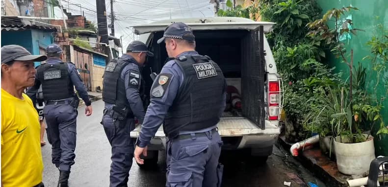URGENTE: Homem é preso após fazer ex-mulher refém em Manaus