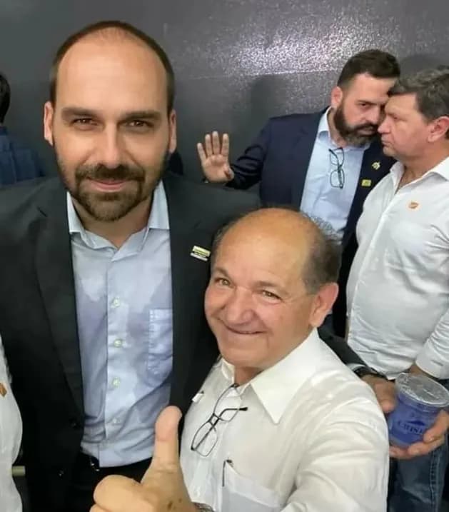 Missionário José Olímpio assumirá no lugar de Eduardo Bolsonaro