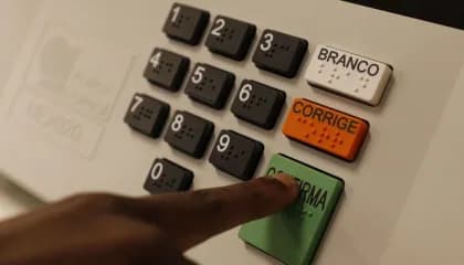 Datafolha: 57% apoiam direito à reeleição de presidentes, governadores e prefeitos