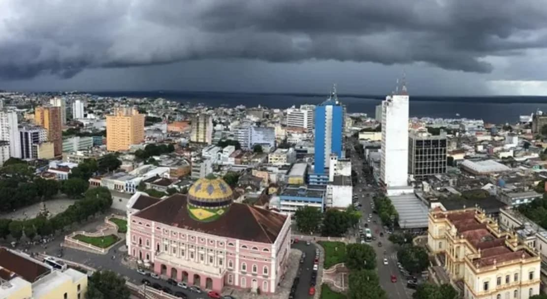 Onze ocorrências são registradas após as chuvas desta quinta-feira (3/4)