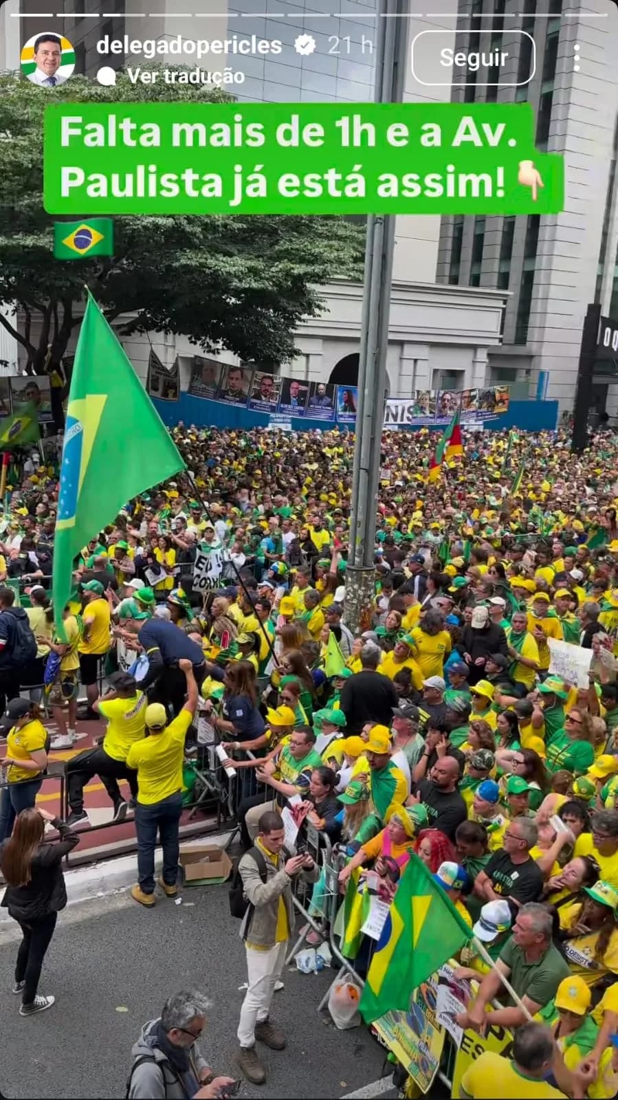 Delegado Péricles em ato a favor da anistia, na avenida Paulista - 6 de abril