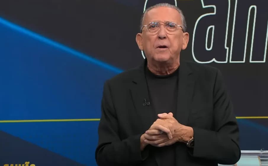 “Um crime”, diz Galvão Bueno sobre camisa vermelha da seleção brasileira