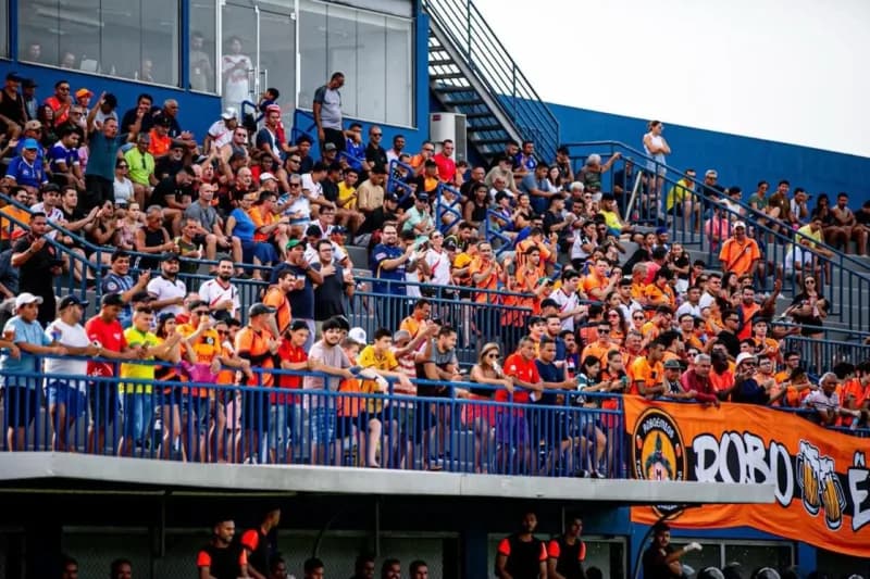 Manauara garante entrada gratuita a torcedores uniformizados